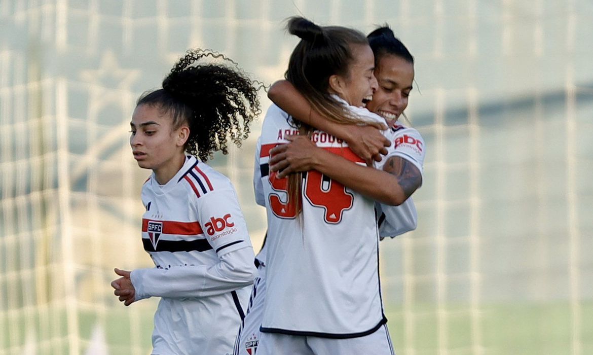 Fluminense empata no jogo de ida das quartas do Brasileiro Feminino A2 —  Fluminense Football Club